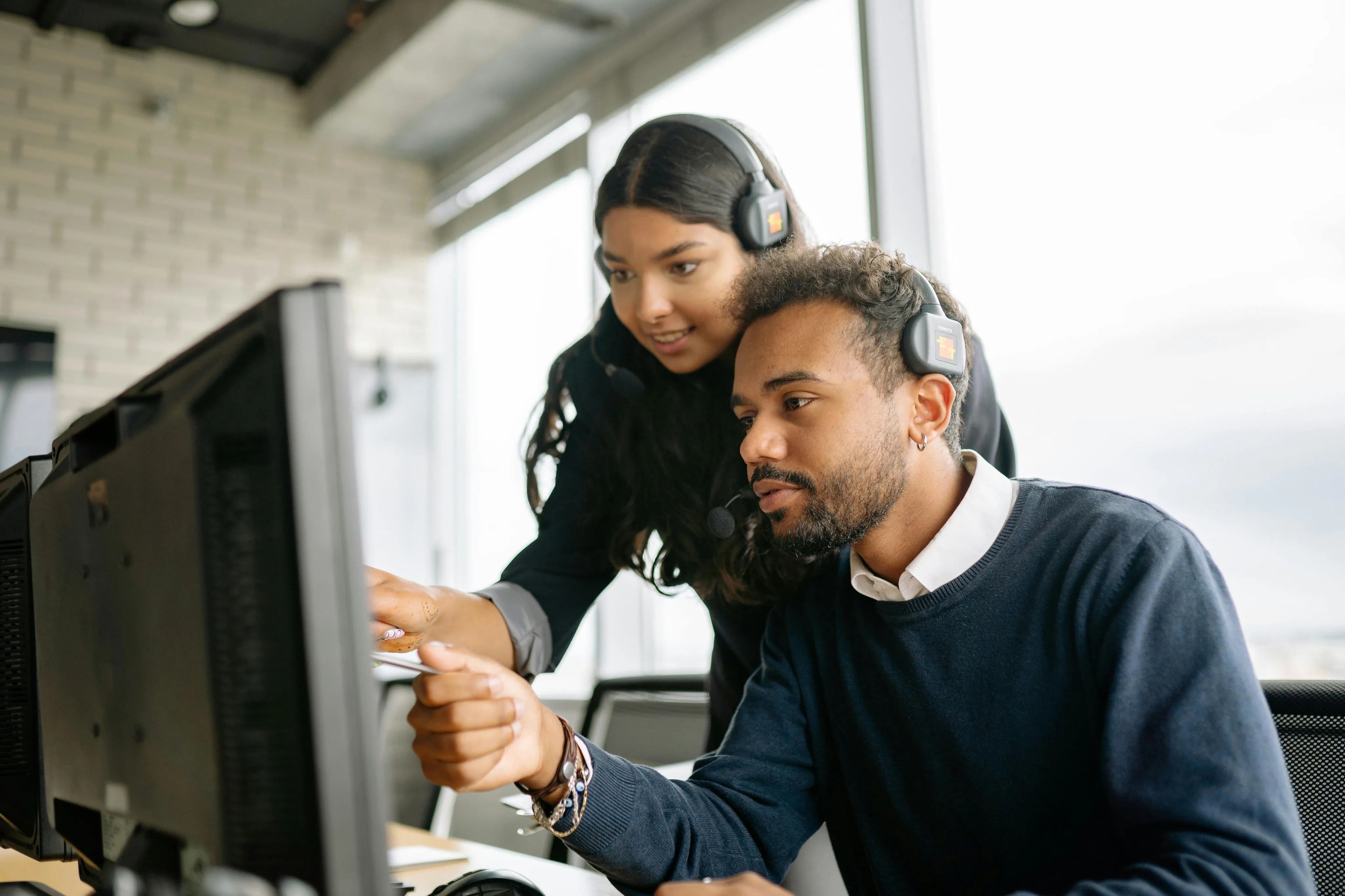 Goldman Found No Economy Wide AI Productivity Gain. Two Use Cases Hit 30%.